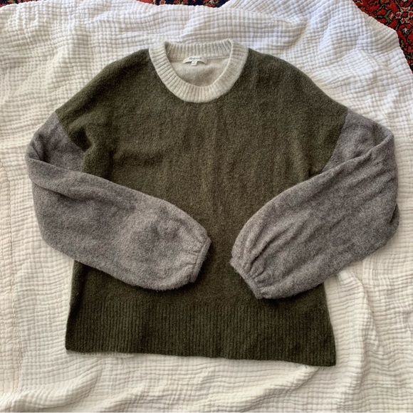 Madewell Sweaters - Madewell color block wool alpaca blend green and grey sweater balloon sleeve